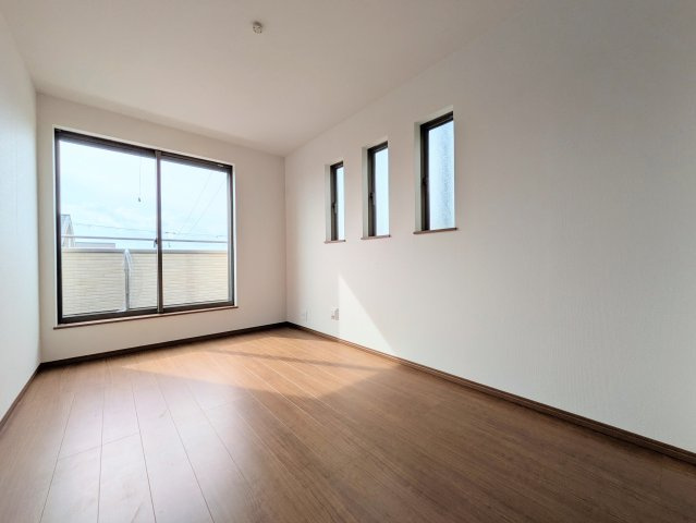 神戸市垂水区霞ケ丘６丁目新築戸建２号棟の洋室