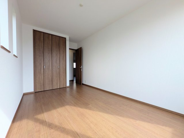 神戸市垂水区霞ケ丘６丁目新築戸建２号棟の洋室