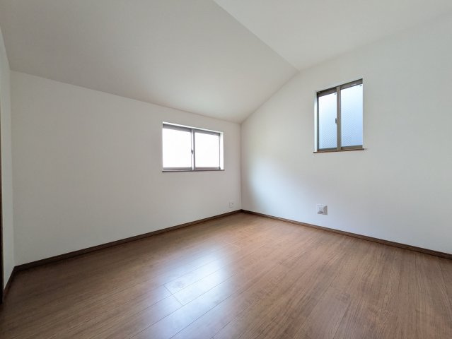 神戸市垂水区霞ケ丘６丁目新築戸建２号棟の洋室