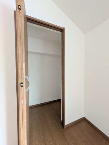 神戸市垂水区霞ケ丘６丁目新築戸建２号棟の収納