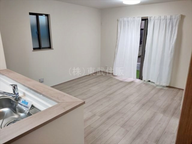 【居間・リビング】 | 川越市砂久保　全１棟 | ご家族が自然と集まるリビングです