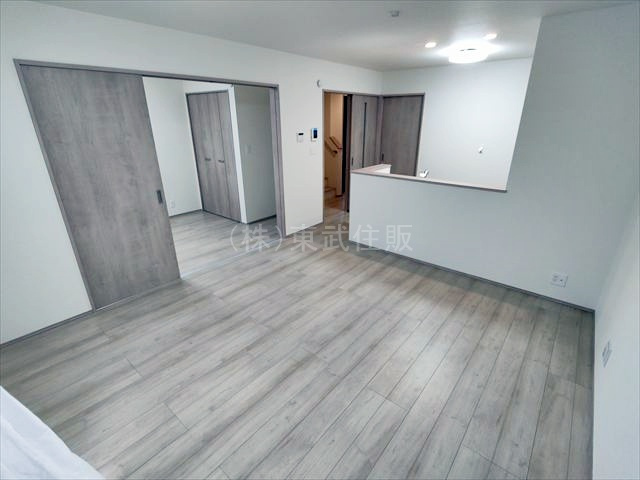 【居間・リビング】 | 川越市砂久保　全１棟 | ご家族が集まるリビングは13.0帖の広さです