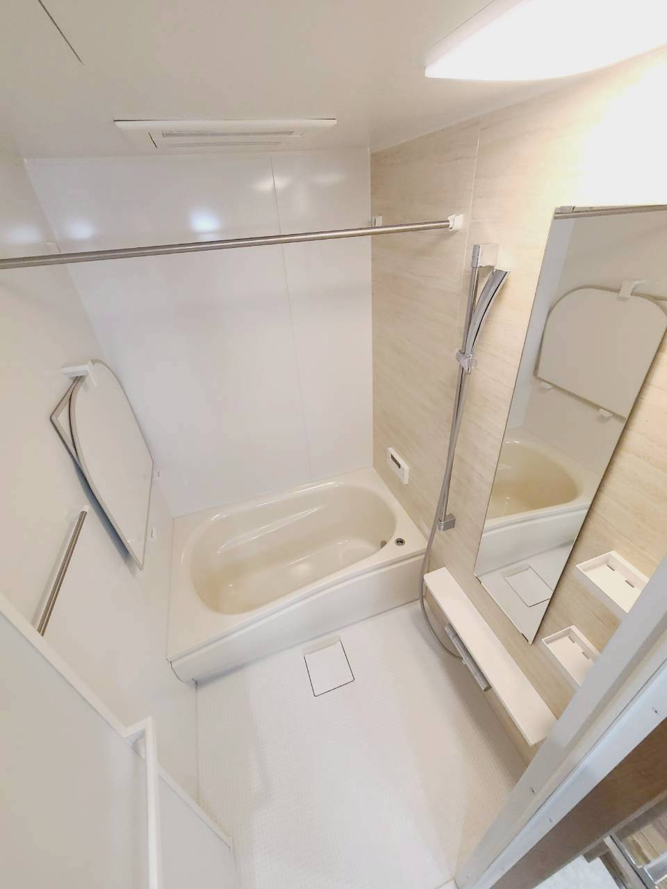 パラディオンⅢの浴室