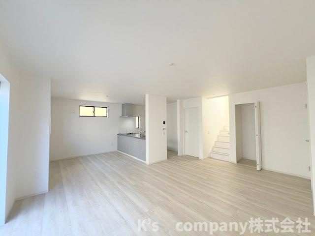 茅ヶ崎市旭が丘　新築戸建　1号棟の駐車場|2025.12.1撮影◇