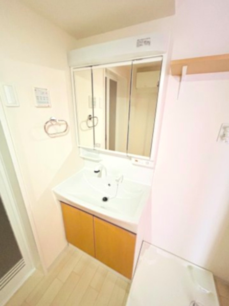 【独立洗面台】