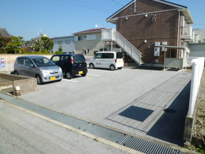【駐車場】 | グランモア塩津
