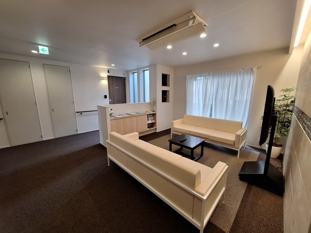 （シニア限定）Ｇｒａｎｄ　Ｖｉｅｗ　万願寺のロビー|★コミュニティースペース★