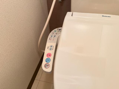 【トイレ】 | Ｇｒａｎｄｉｒ（グランディール） | 温水暖房便座機能付き