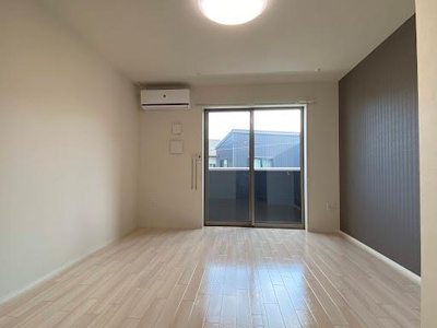 【内装】 | ヴィーヴル（ｖｉｖｒｅ） | 室内