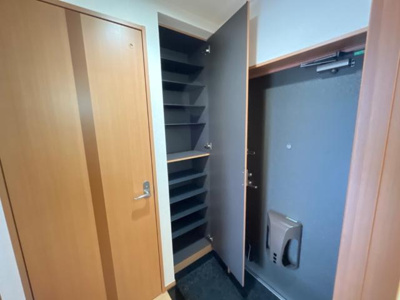 【収納】 | グランベル三山木 | シューズBOX