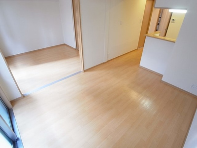 【居間・リビング】 | プロヴァンス壱番館 | 非常にキレイなリビングです