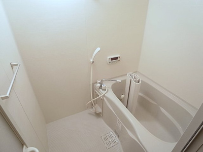 【浴室】 | プロヴァンス壱番館 | 追い焚き可能付きバスルーム