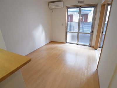 【居間・リビング】 | プロヴァンス壱番館 | 光沢のある綺麗なリビング