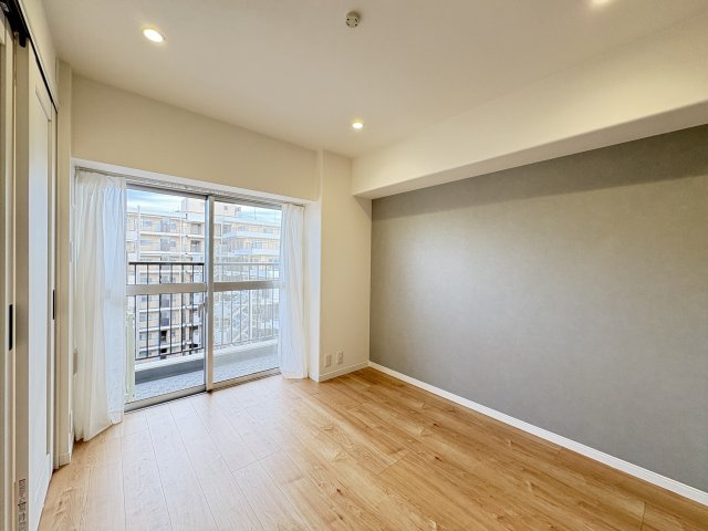 ガーデンプラザ柴又壱番館の洋室