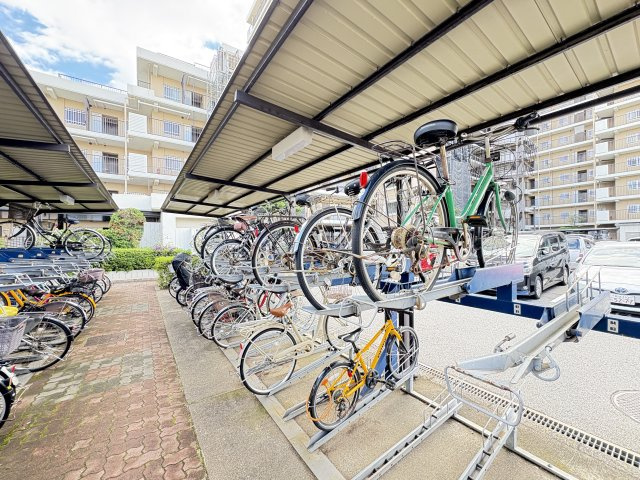 ガーデンプラザ柴又壱番館の駐輪場