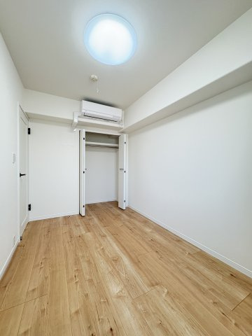 ガーデンプラザ柴又壱番館の洋室