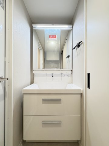 ガーデンプラザ柴又壱番館の独立洗面台