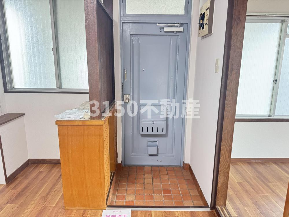 岐南グリーンハイツの玄関