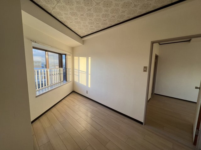 TYマンションの洋室