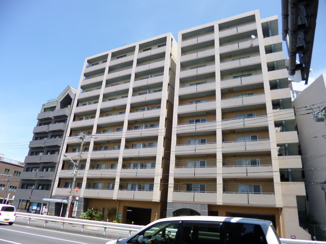 北斗ハイツ　北館のエントランス|2003年築のとてもきれいなマンションです。