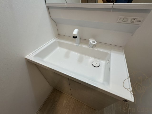 ルフォンプログレ南森町の洗面所