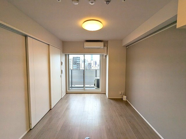 Urbanex新御徒町駅前の設備|インターネット無料、リビングに床暖房・エアコン・照明付き、カウンターキッチン