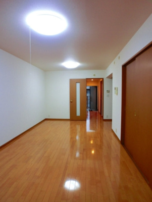 【居間・リビング】 | グランデュールシャトーB