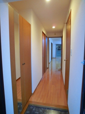 【玄関】 | グランデュールシャトーB