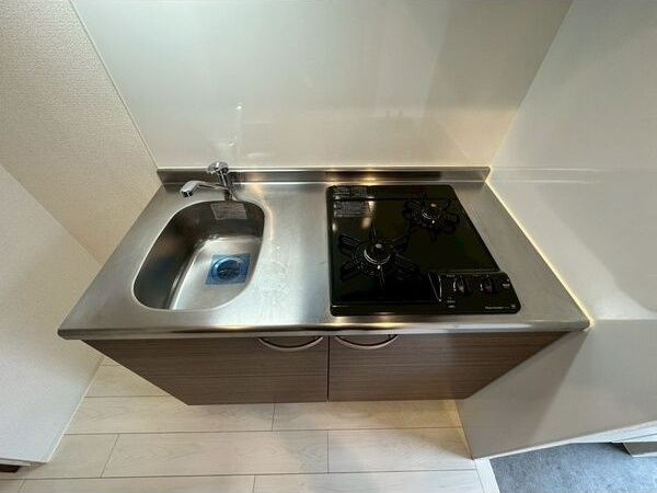 LIVIAZNAMBARENOMのキッチン