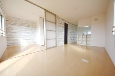 【居間・リビング】 | ソレアード | ゆったりとした居間です