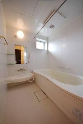 【浴室】 | ソレアード | きれいなお風呂です