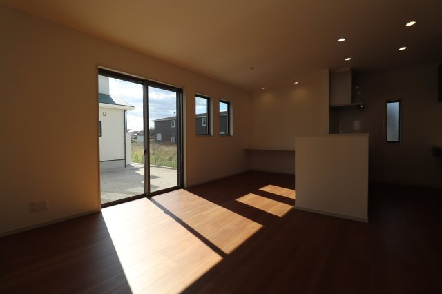 北野町今山戸建1号棟の居間・リビング