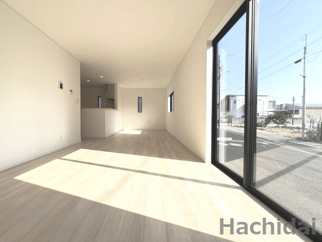 碧南市鴻島町第8　新築一戸建の居間・リビング
