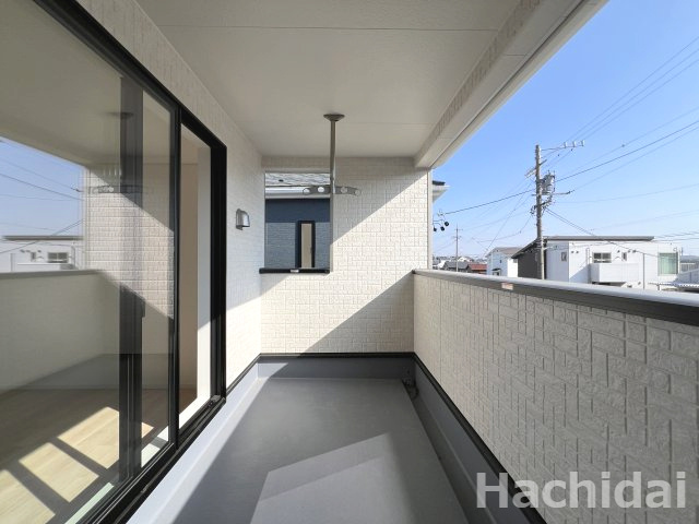 碧南市鴻島町第8　新築一戸建のバルコニー