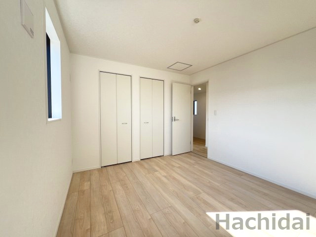 碧南市鴻島町第8　新築一戸建の洋室