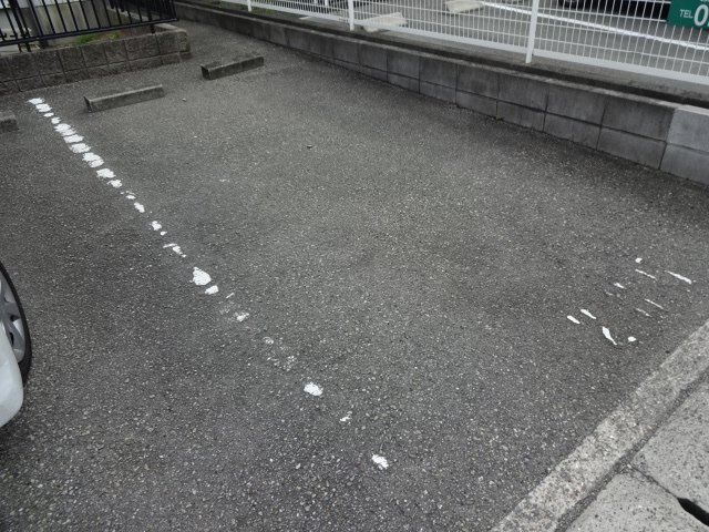 プティ・パレの駐車場