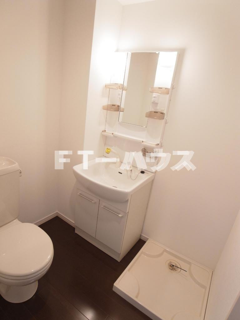 Ｒｅｆｉｎｅｄ　ＭＡＫＵＨＡＲＩの独立洗面台