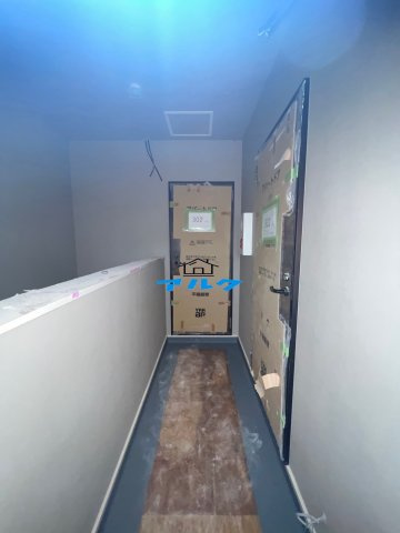 ルミナンス　ひばりヶ丘の玄関