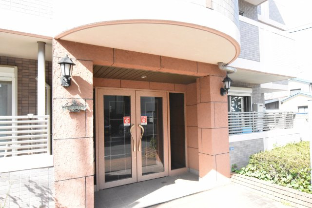 ヴィーノＰＡＲＴⅠ　105のエントランス