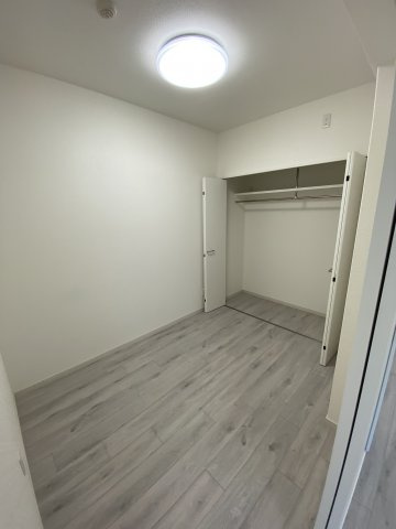 アルテマイスターレオの洋室