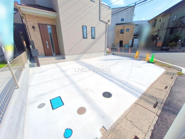 草加市稲荷4丁目 新築分譲住宅 全5棟 D号棟の駐車場