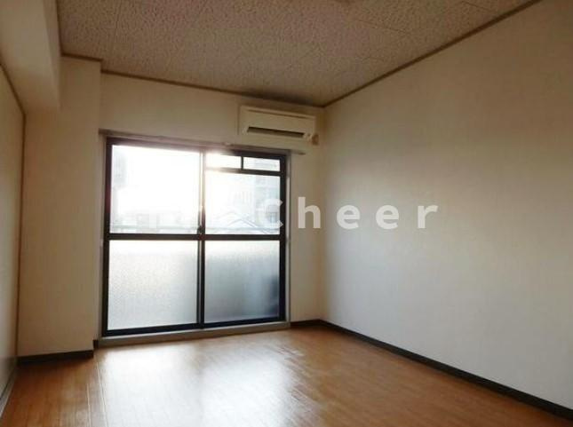 三園さえぐさマンションの居間・リビング