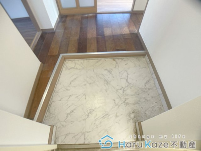 【玄関】 | Sunny Well【名古屋市賃貸・事務所可】