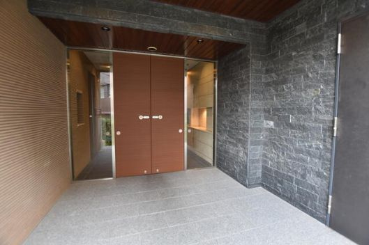 【収納】 | ルネ文京白山 | エントランス