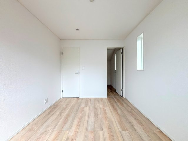 戸塚区南舞岡1丁目　新築戸建ての洋室|◆気持ちの良い風が室内へ入り込む居室。家具を配置しても広々ご利用いただけます！！
