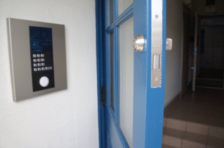 【その他共用部分】 | オートロックです