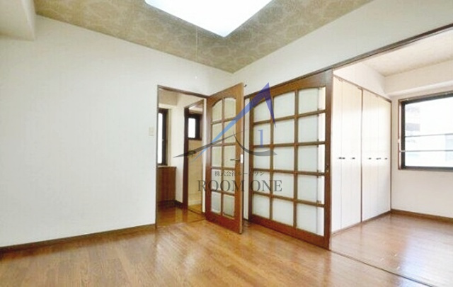 ヒルトップマンションの居間・リビング|洋室のお部屋です。