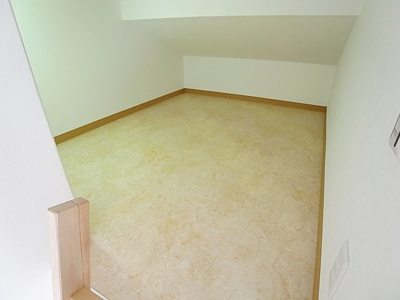 【セキュリティ】 | ツル菅原ハイツ | 奥行きの有るロフトを完備