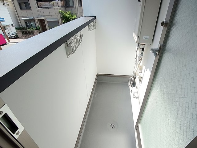 ツル菅原ハイツのバルコニー|日当たりの良いバルコニー