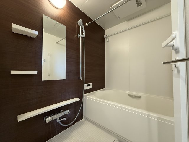 アルファスマート北久米の浴室